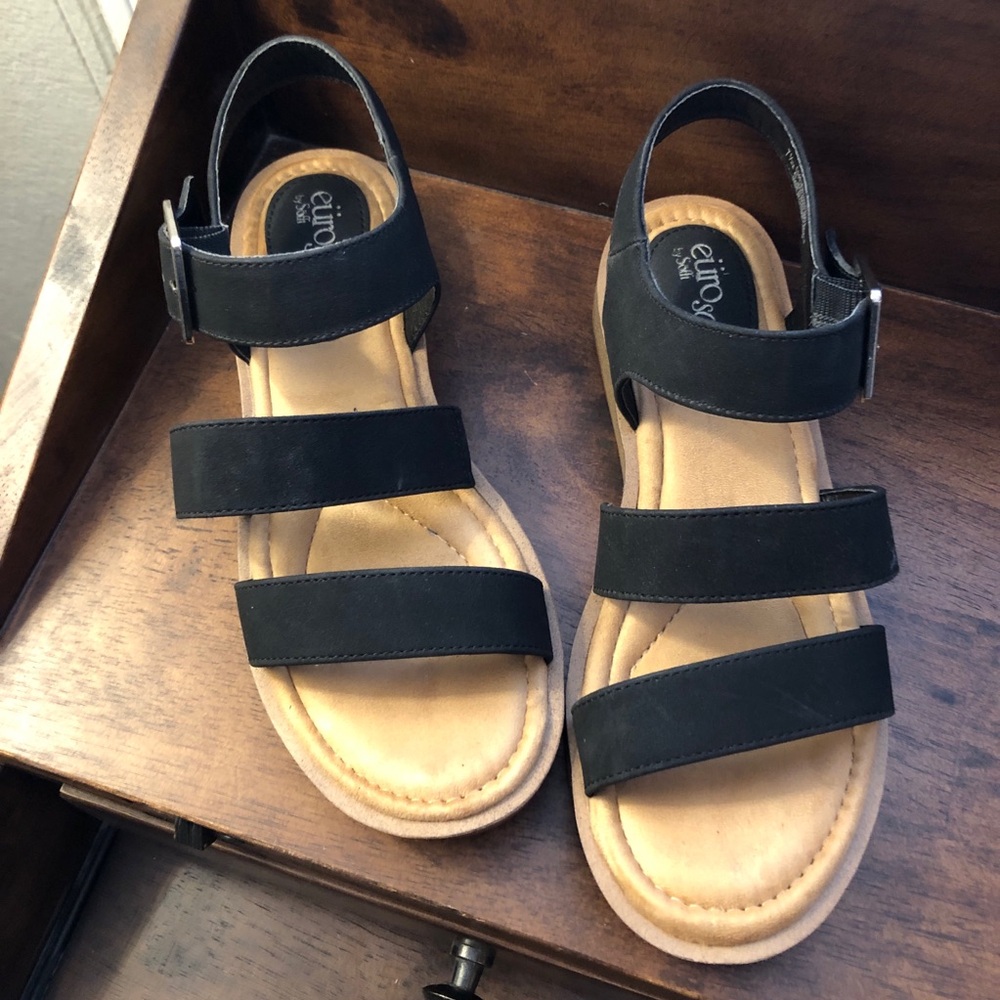 Black Eurosoft Women's Sandals